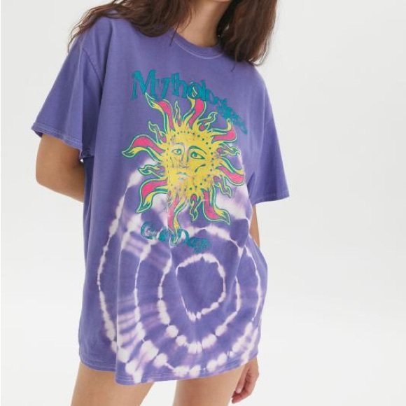 Urban Outfitters Tops - Urban outfitters oversize methodologies purple tie dye sun tshirt size L/XL